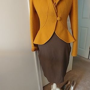 Limited pencil skirt